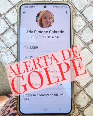 Estão utilizando indevidamente meu nome e minha imagem para aplicar golpes através do WhatsApp.

⚠️ Atenção:

	•	Não solicito preenchimento de formulários online para liberação de valores. Não preecham nada.

	•	Não peço depósitos, transferências ou dados pessoais sem ser em meus meios oficiais de comunicação previamente ajustados.

•	Bloqueie a conta falsa!

📞 Meu número de contato oficial é (11) 96392-4455.

Qualquer mensagem recebida de outro número em meu nome deve ser desconsiderada.

Se possível denunciem no canal oficial da OAB Nacional:
🔗 https://fiscalizacao.oab.org.br

Reforço meu compromisso com a responsabilidade no exercício do meu trabalho e informo que minha conta está preservada, não houve invasão!

Atenciosamente,

Simone Cabredo
OAB/SP 422215