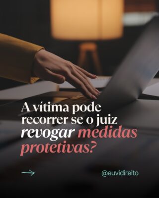 Negar o direito de recorrer contra a revogação de uma medida protetiva é ignorar o medo, a urgência e a solidão de quem só quer paz.

A Lei Maria da Penha nasceu para proteger, não para burocratizar o sofrimento.
E proteção não se pede uma vez só ela precisa ser garantida todos os dias, com voz, com espaço e com escuta.

O Estado não pode falhar com quem realmente precisa de proteção, essa voz não pode ser calada.

O outro lado também tem direito de recorrer e ao devido processo legal mas a proteção muitas vezes não pode esperar.